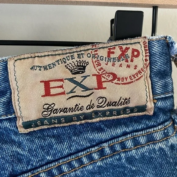 Vintage EXP Express Women's Size Small Blue Denim Cuffed Jean Shorts Made In USA - Picture 3 of 9